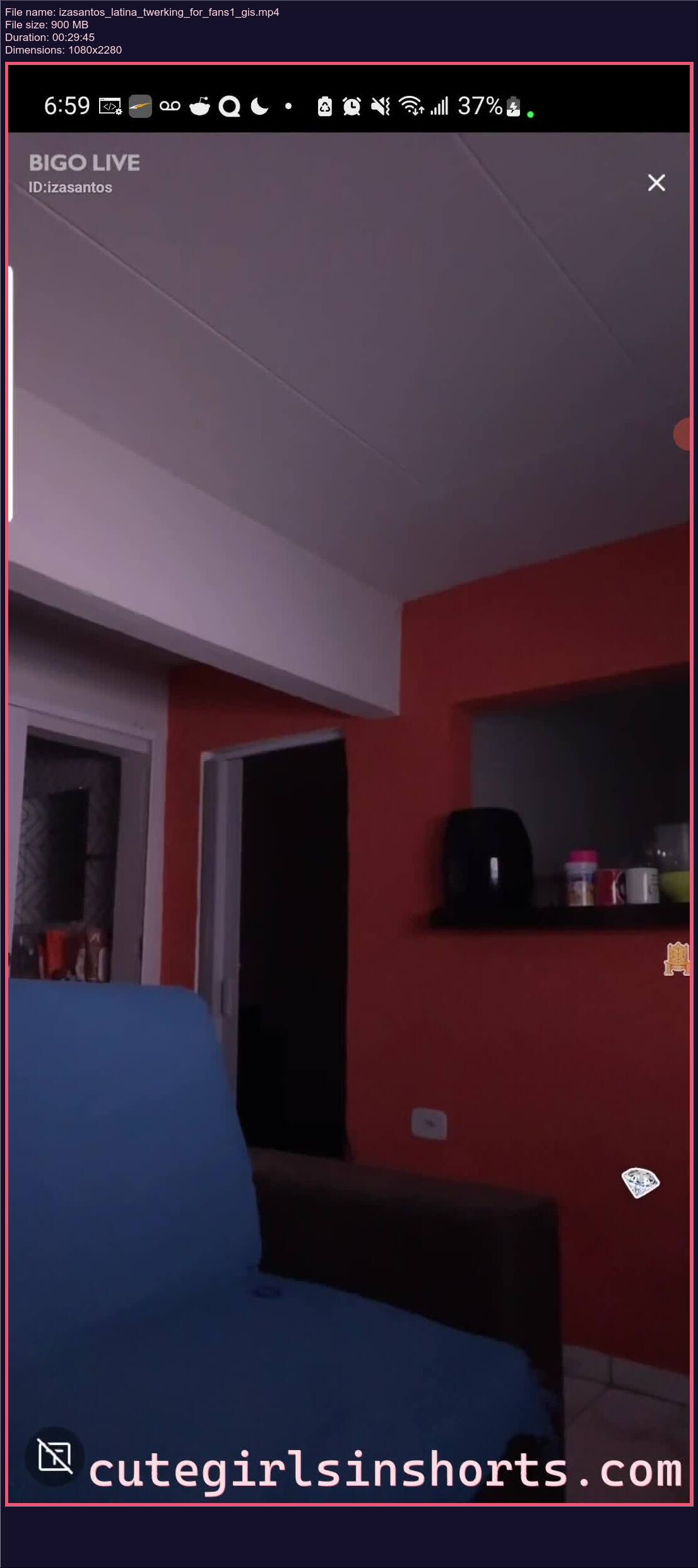 Izasantos Latina Twerking For Fans 1