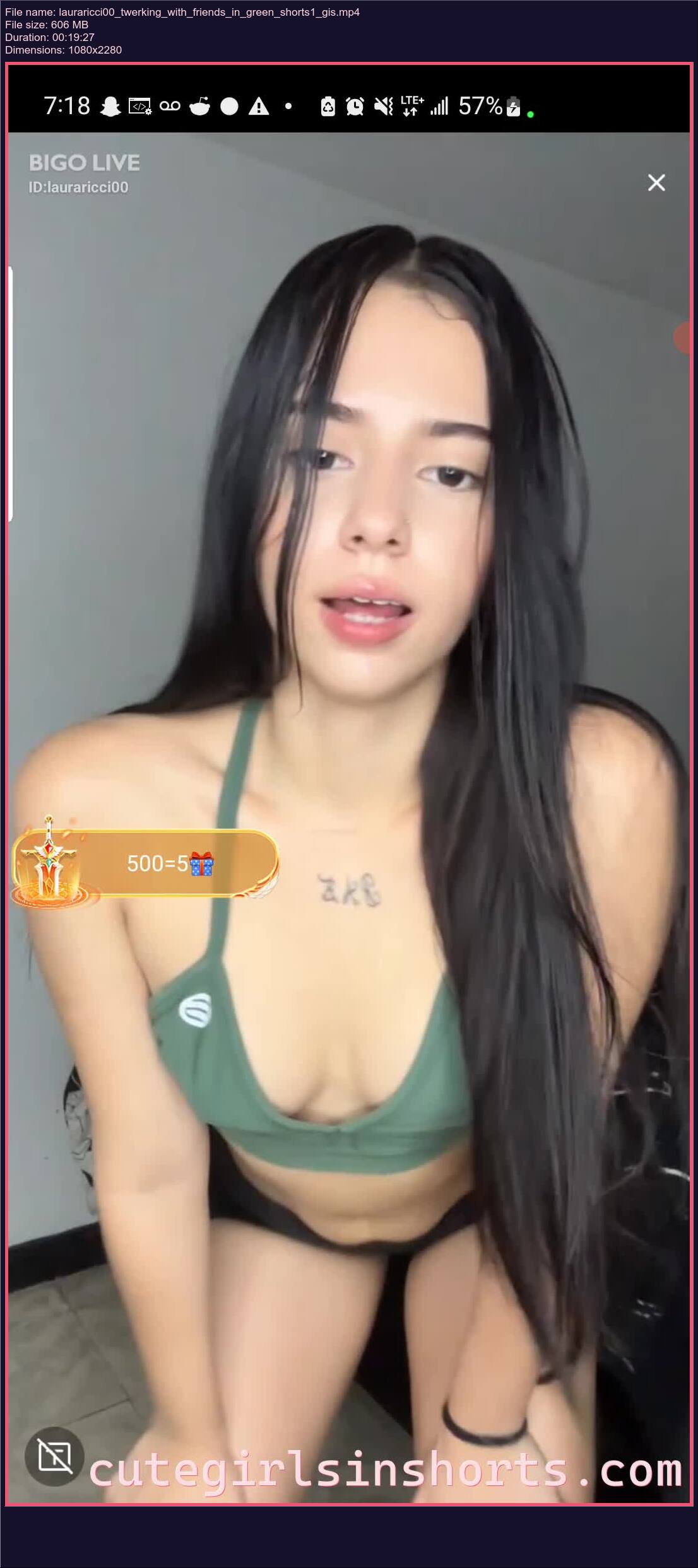 Lauraricci 00 Twerking With Friends In Green Shorts 1