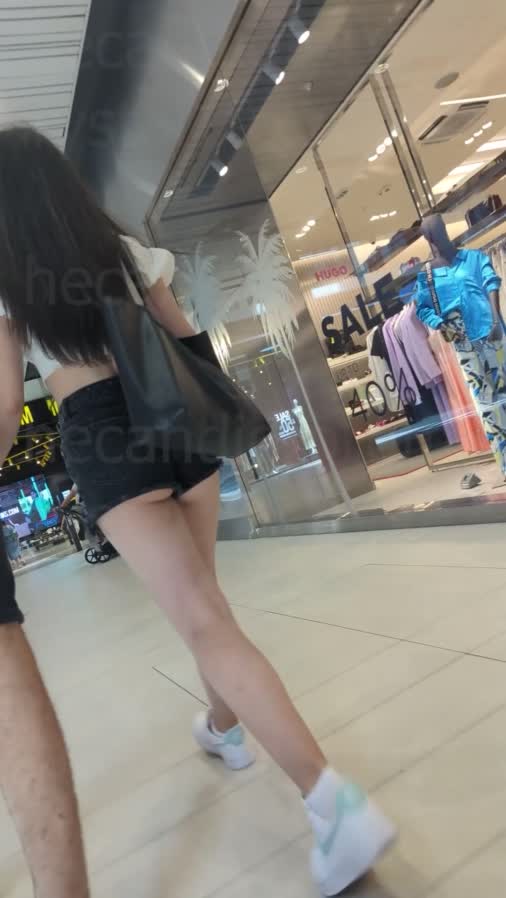 3_minutes_of_sexy_cheeky_ass_with_protective_bf_wtrm_gis