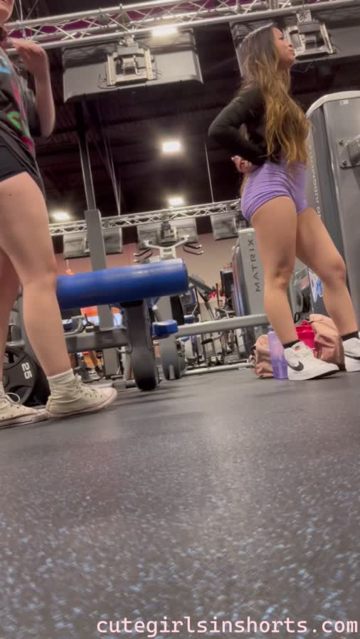 asian_girl_at_the_gym_with_nice_fat_!__gis