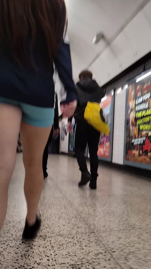 Blue Shorts Chav 4 K