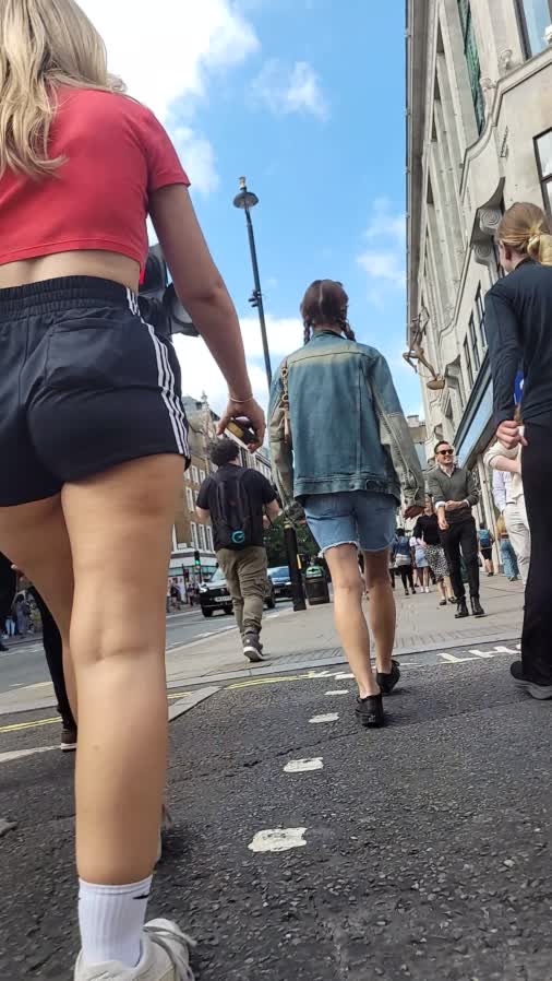 Cheeky Sport Shorts 4 K