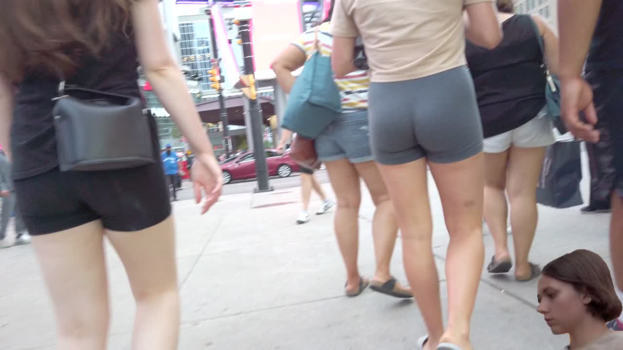 gd_sb_vol__25___short_haired_brunette_sports_incredible_butt_gis