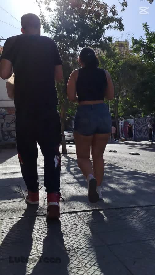 Nice Hips And Legs Lateen