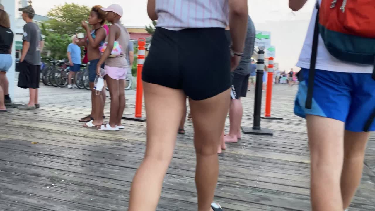 spandex_upshorts_creepshots_teens_4k_gis