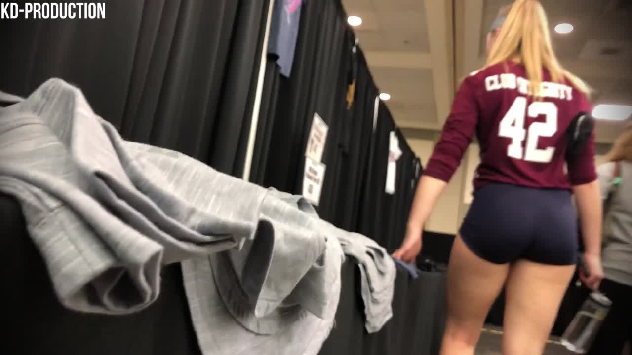 Teen Ass Volleyball Blonde
