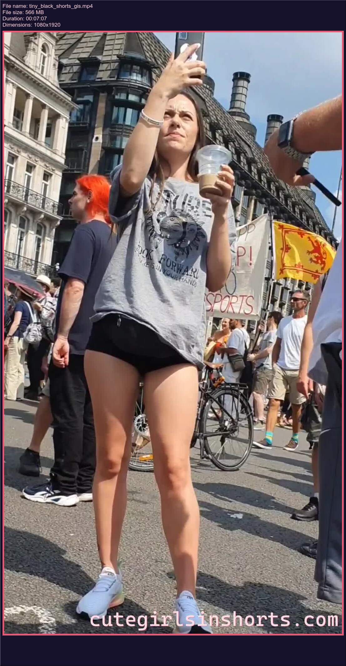 tiny_black_shorts_gis