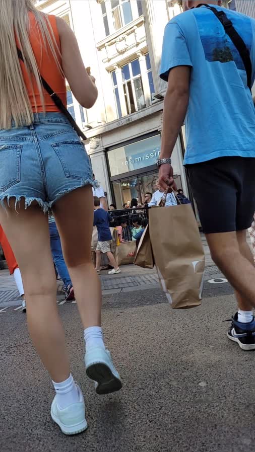 upshot_ripped_shorts_4k_gis
