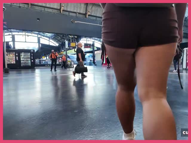 Short Cheeky