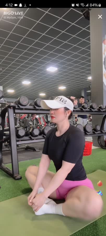 Asian Milf Workout At Gym 2