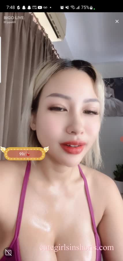 Asian Paiteen Dancing On Cam 1
