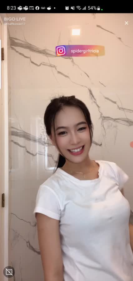 Asian Spidergirl In Red Shorts Booty Shaking 2