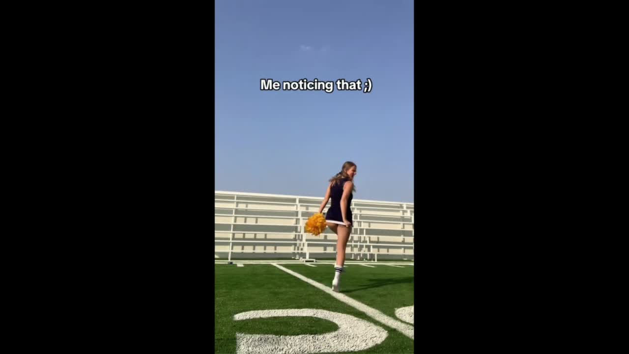 Baddiescheerleading