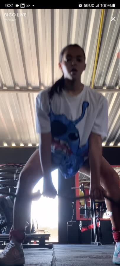 Hf Iza Workout In Gym Booty Green Shorts On Cam 1