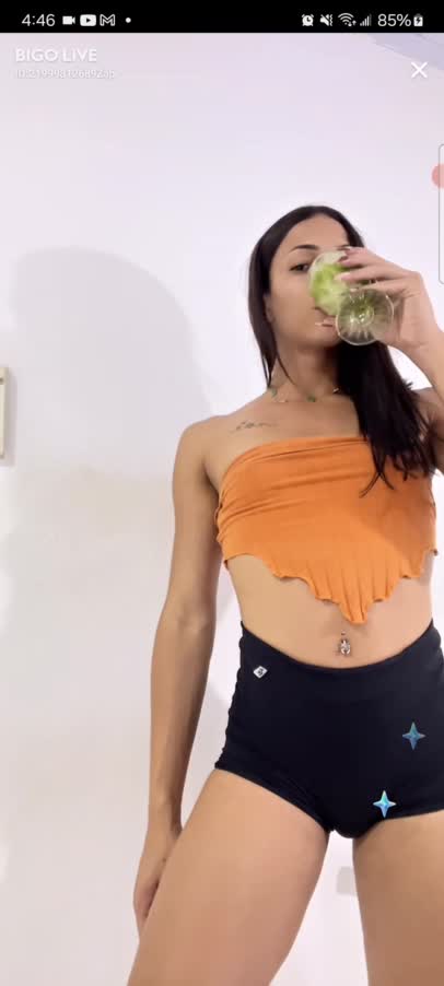 Jolierang Latina In Black Shorts On Cam For Fans 1