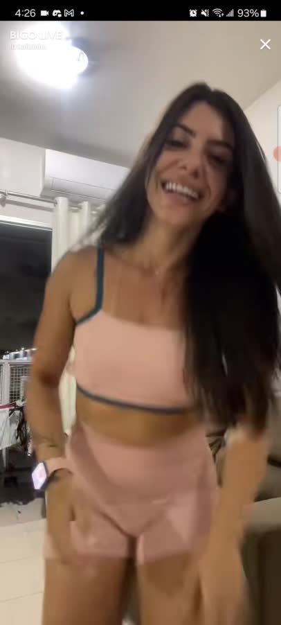 Kali Working Out In The Gym 1