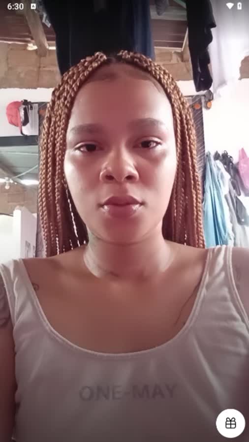 Kind Tiger Sexy Black Girl Dancing For Fans 1