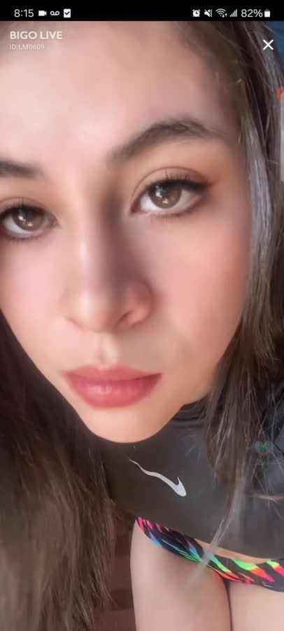 Maria In Black Shorts Twerking For Fans 1