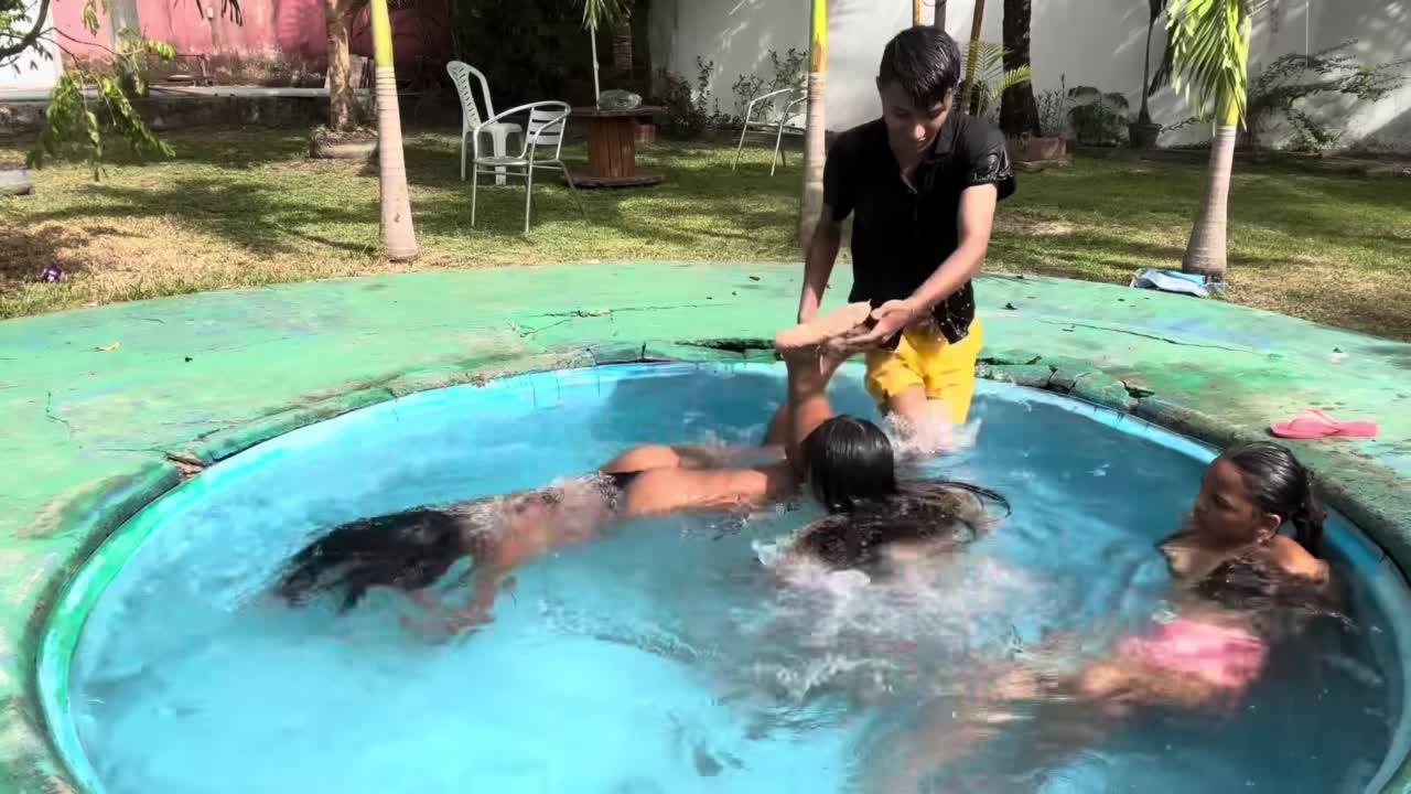 O Ultimo A Sair Da Piscina Tdfupsa 3 Dxg