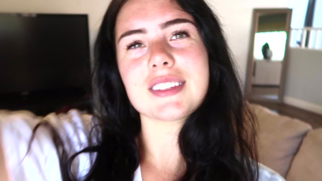 Yt 1 S Com Easy Athome Booty Workout Madison Ginley 1080 P